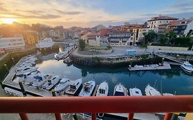 Apartamento con vistas al puerto